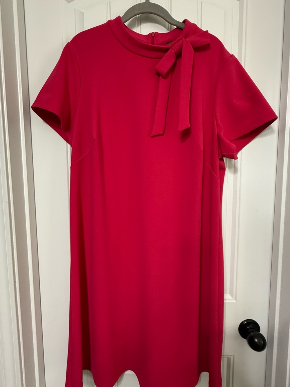 16W Pink Vince Camuto Dress with bow neckline